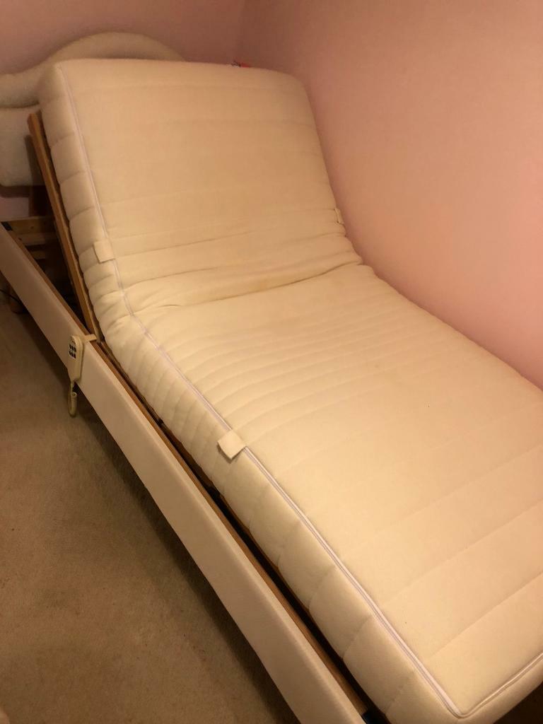 Recliner bed for sale Grantham lincs in Grantham, Lincolnshire Gumtree