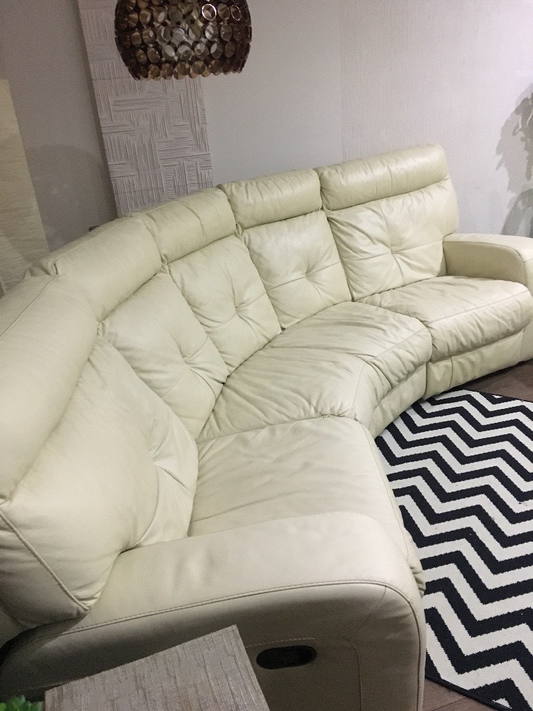 Cream leather curved recliner sofa in Southampton, Hampshire Gumtree