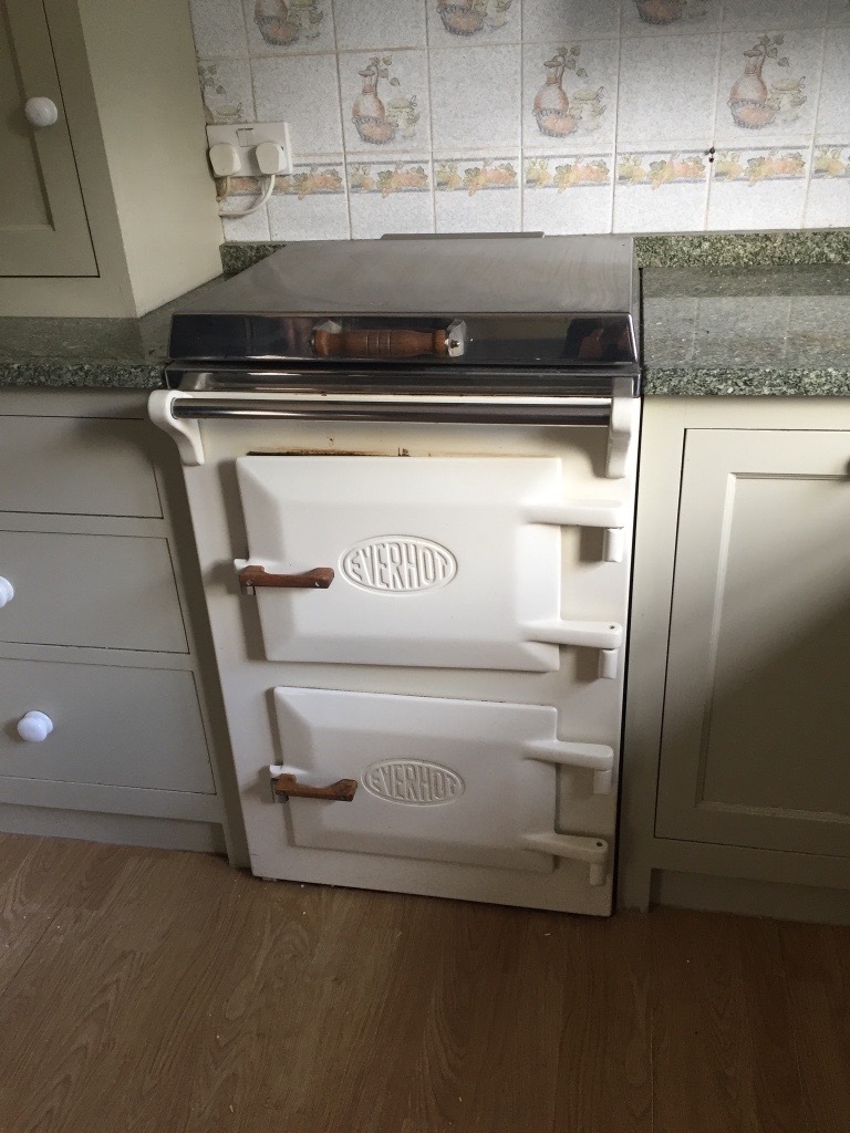 Everhot 60 electric range cooker cream colour in Leiston, Suffolk