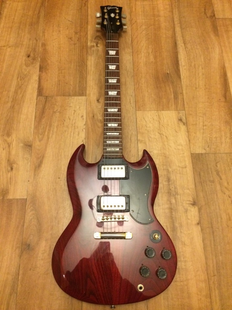 Gibson SG Full 1973 electrics / Epiphone Body Great Guitar with Hard