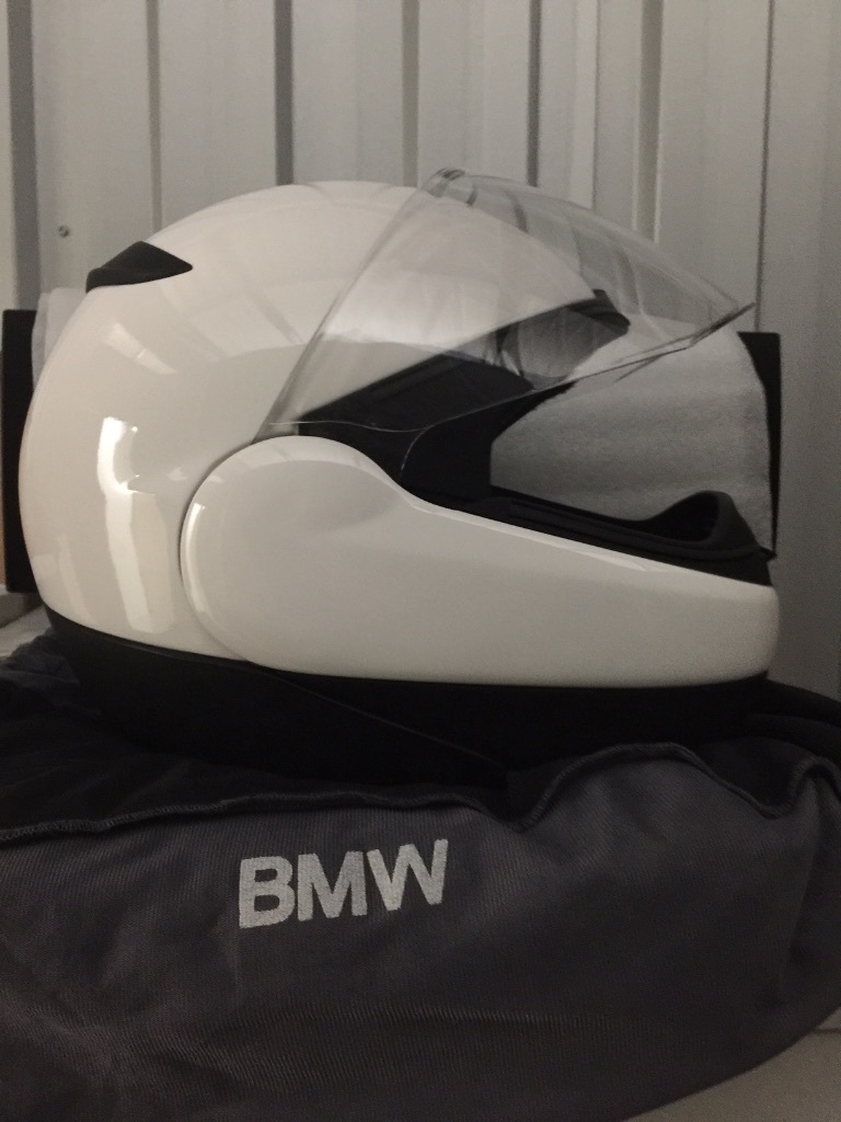 BMW System 4 Helmet White Size 59 £65 in Camberley, Surrey Gumtree