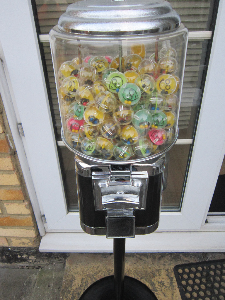 20p vending machine in Rochester, Kent Gumtree