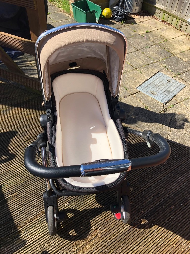 Silver Cross Wayfarer pushchair & carrycot in Colchester, Essex Gumtree