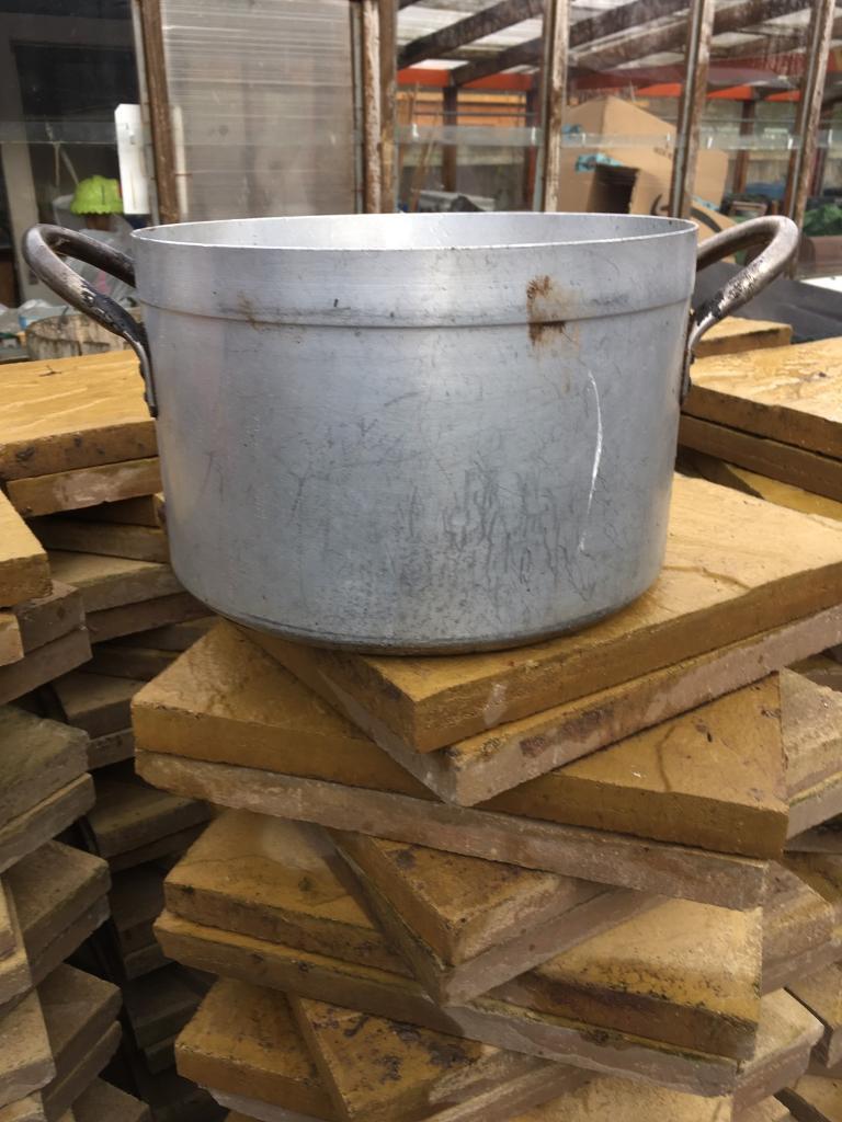 Cooking pot ( industrial size ) in Gateshead, Tyne and Wear Gumtree