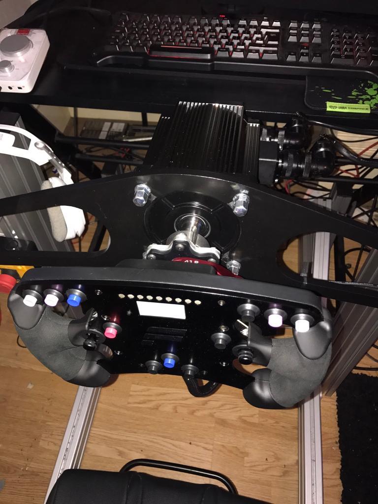 direct drive sim racing wheel