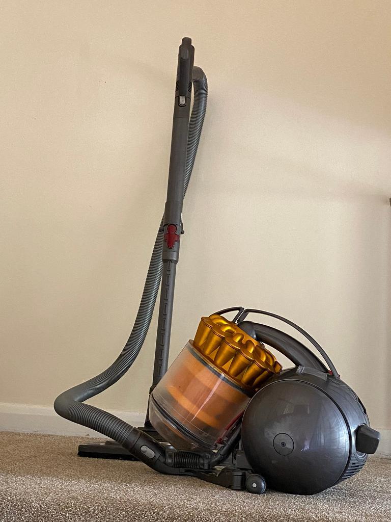 Dyson dc38 multi floor ball cylinder vacuum cleaner hoover in Swindon