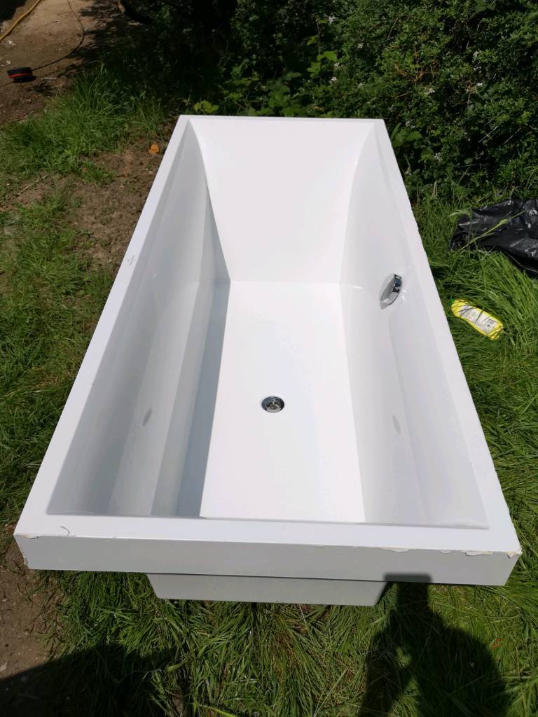 Used villeroy and boch bath for sale | in Pinner, London | Gumtree