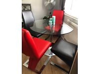 Glass dining table 90 cm round 