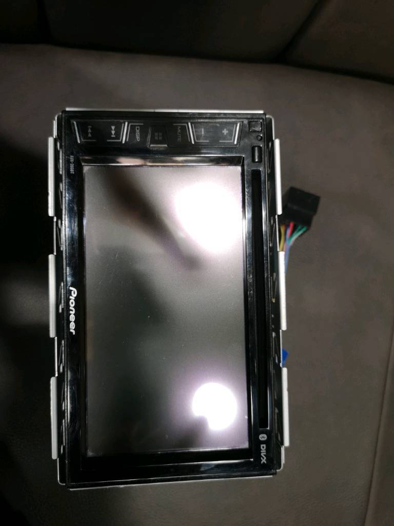 Pioneer car stereo,CD,DVD, DivX, Bluetooth,aux, USB. in Coventry