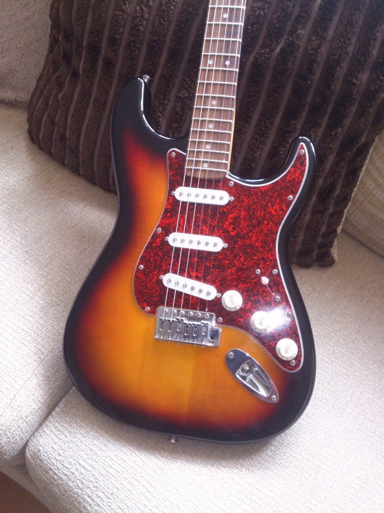 ELECTRIC GUITAR FENDER SQUIER SE CXS STRATOCASTER STRAT in Mansfield
