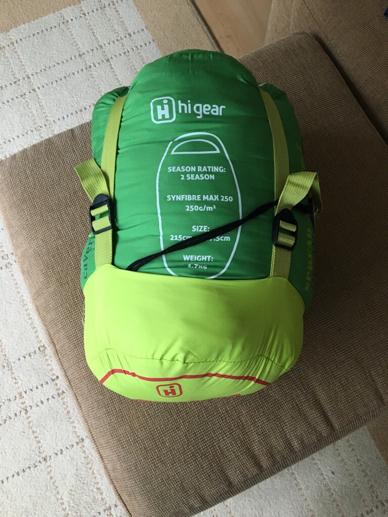 HiGear "Snoozzz" Sleeping Pod 2 Season in Southampton, Hampshire