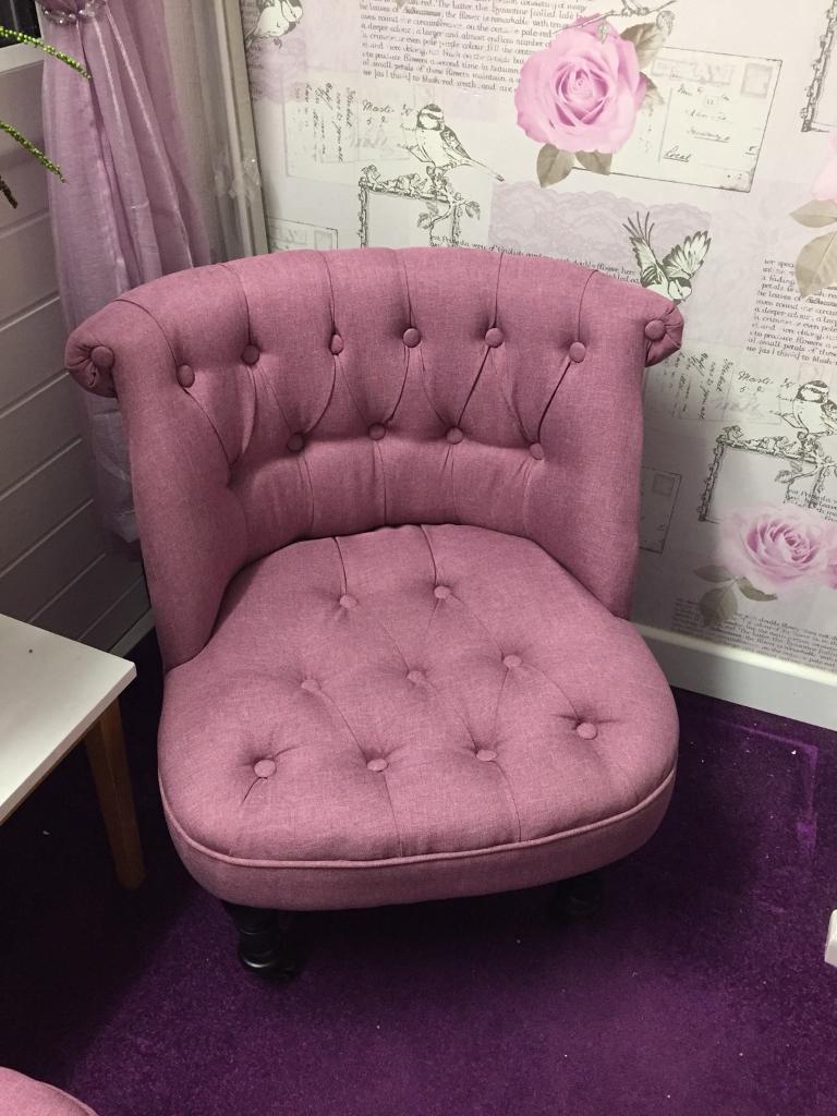 Purple Tub Chair Polyester Lined Fabric Padded Seating Wooden Legs