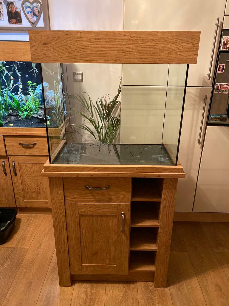 Aqua One Oak Style Fish Tank Tropical Aquarium 110 Litres in Swindon