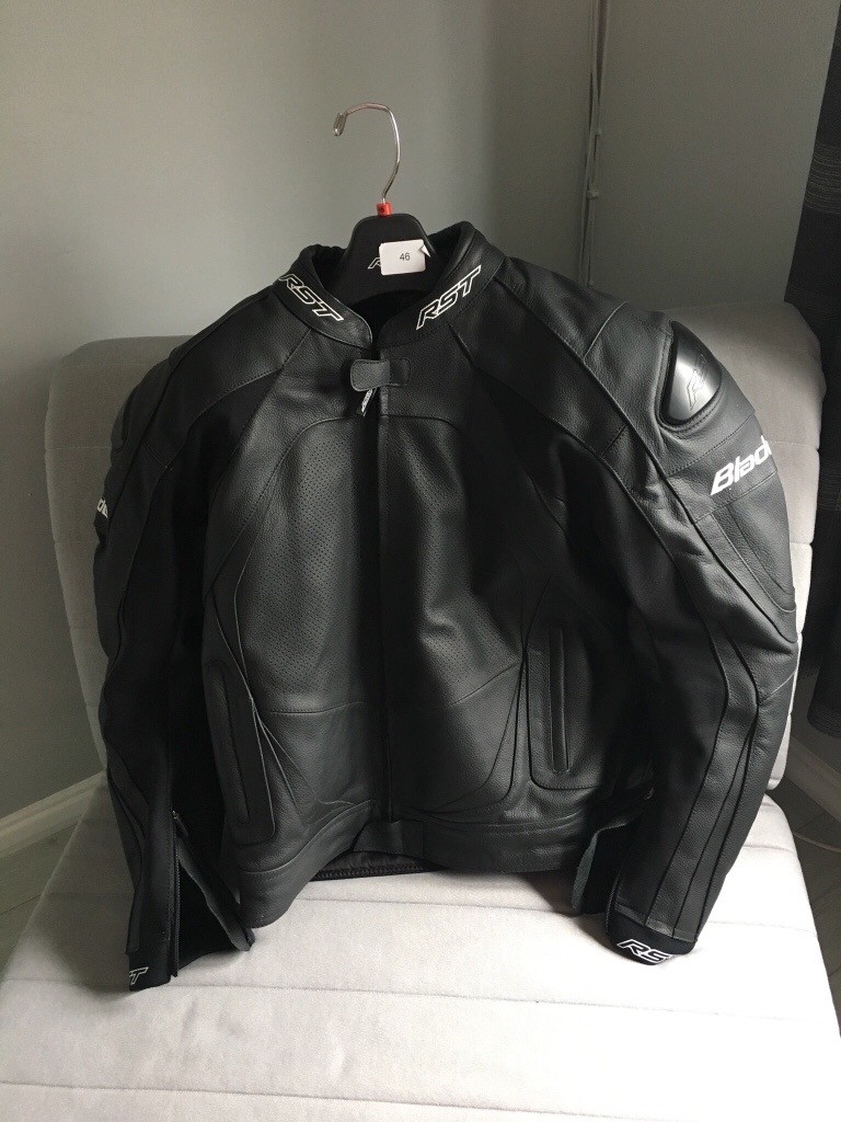 RST motorcycle leathers 2 piece in Johnstone, Renfrewshire Gumtree
