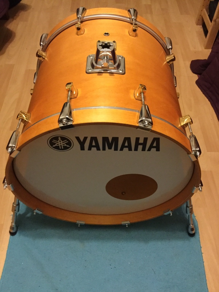 Yamaha Maple Custom 20’ x 18” bass drum in Willesden Green, London