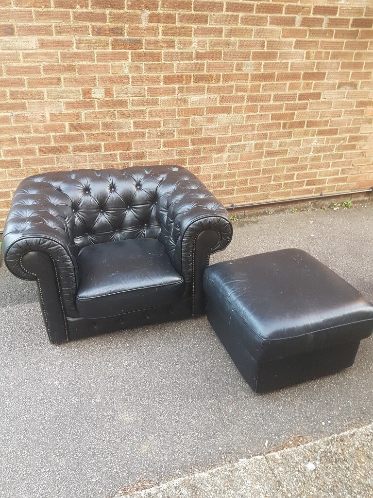 Real Black Leather Sofa And Leg Rest Only 20 Good Condition In