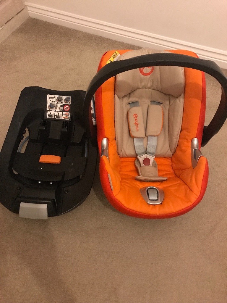 Cybex Aton Q Group 0+ Baby Car Seat. Autumn Gold. & Isofix base. in
