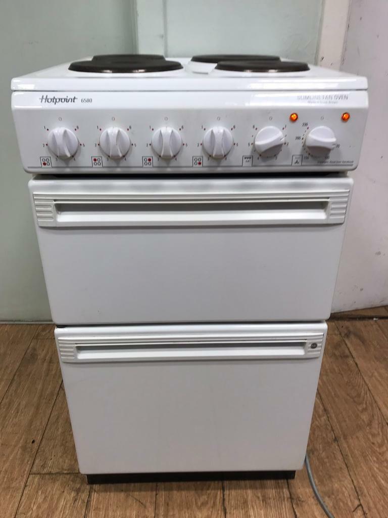 Hotpoint fan assisted electric cooker 50cm in Kirkintilloch, Glasgow