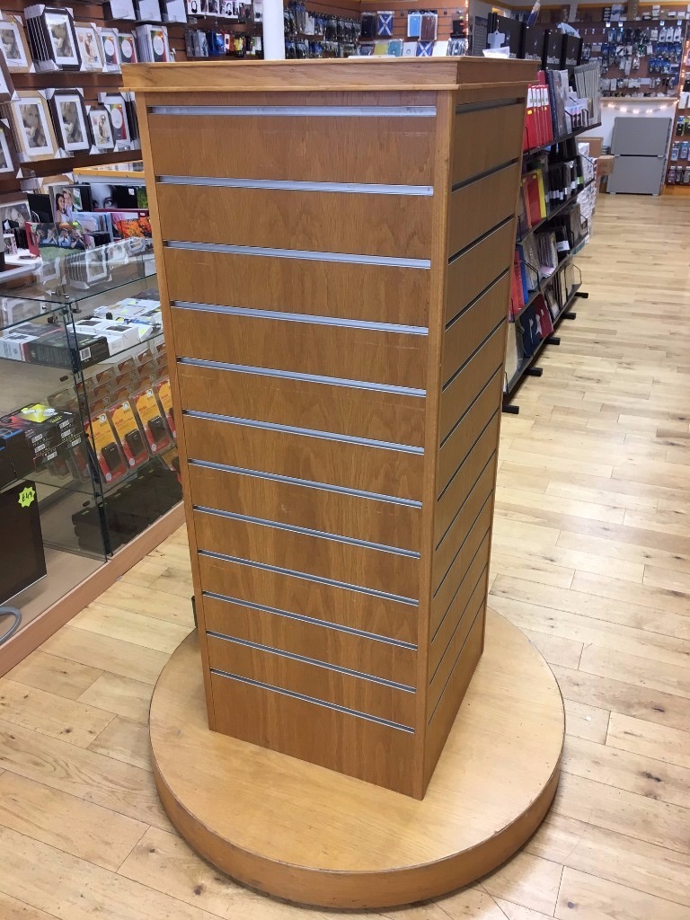 SLATWALL TOWER GONDOLA SHOP DISPLAY UNIT FITTING RETAIL MAPLE in