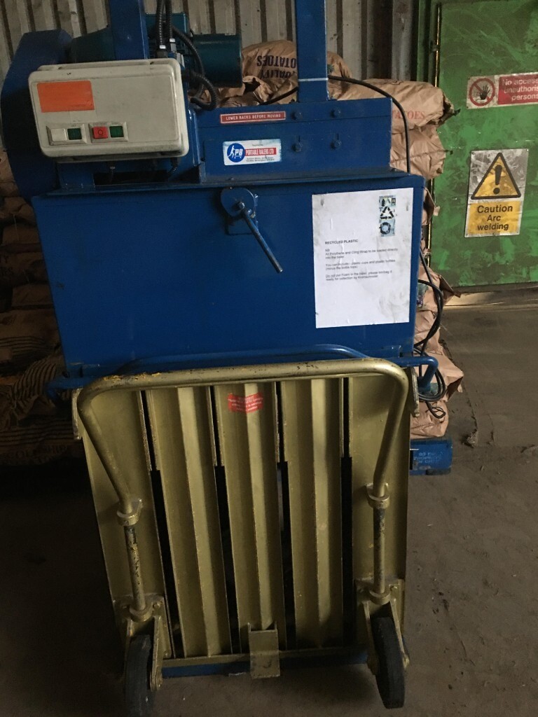 Electric trash compactors for home image