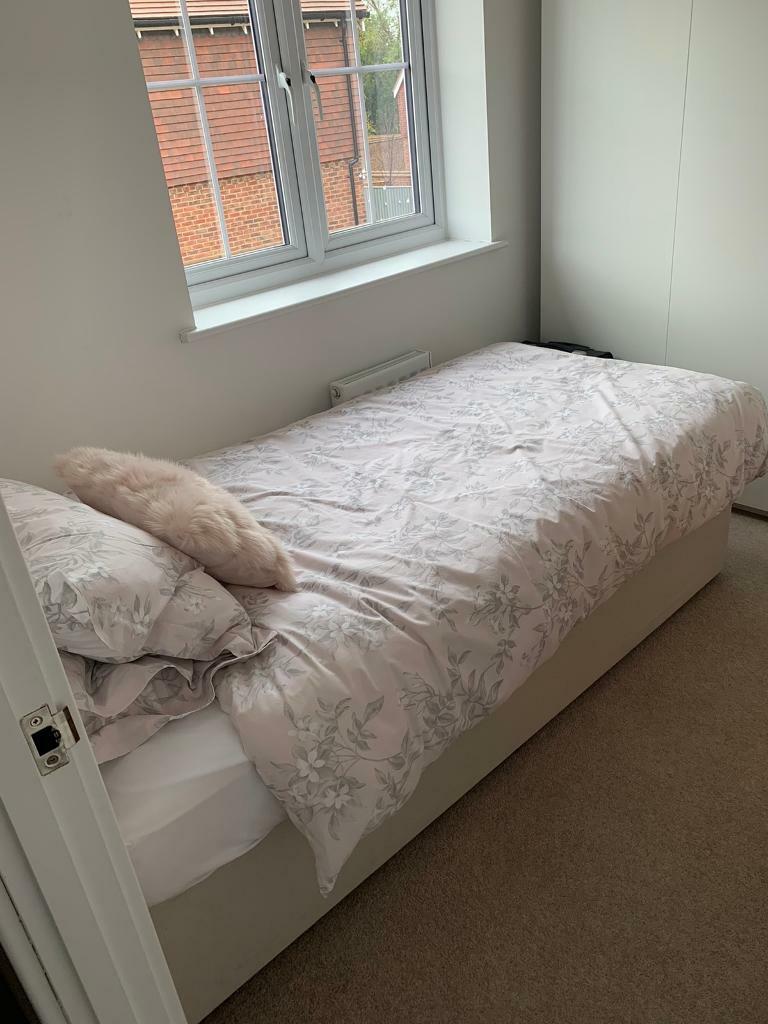 Single divan bed in Basingstoke, Hampshire Gumtree