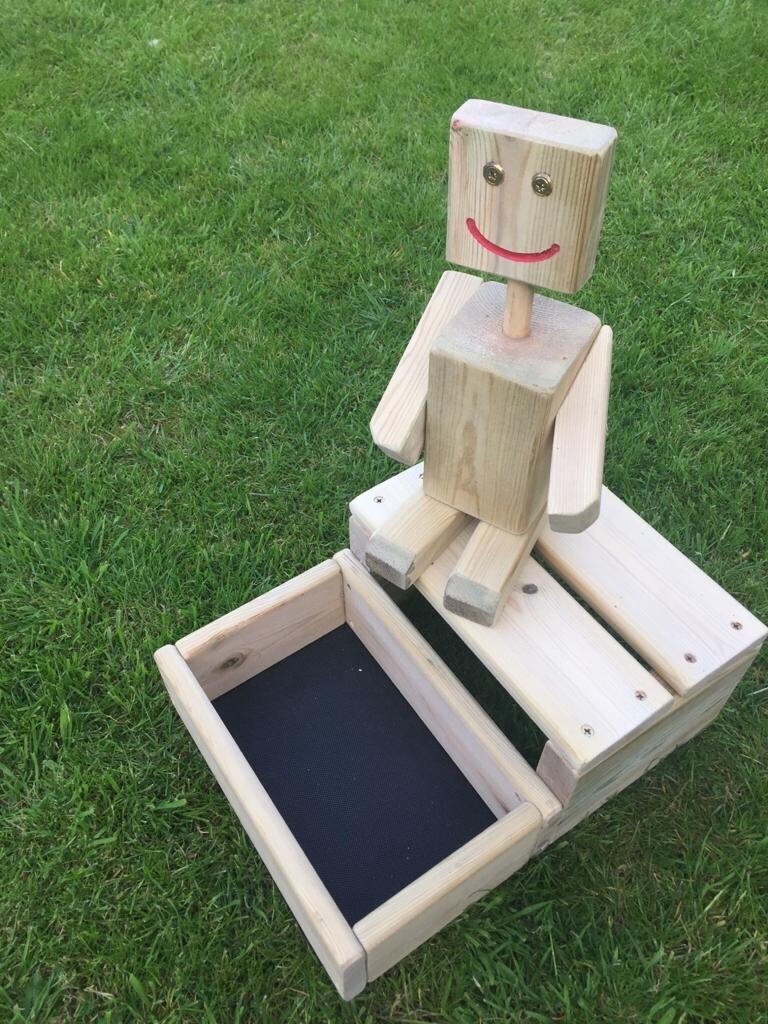 Wooden garden ornaments in Leicester, Leicestershire Gumtree