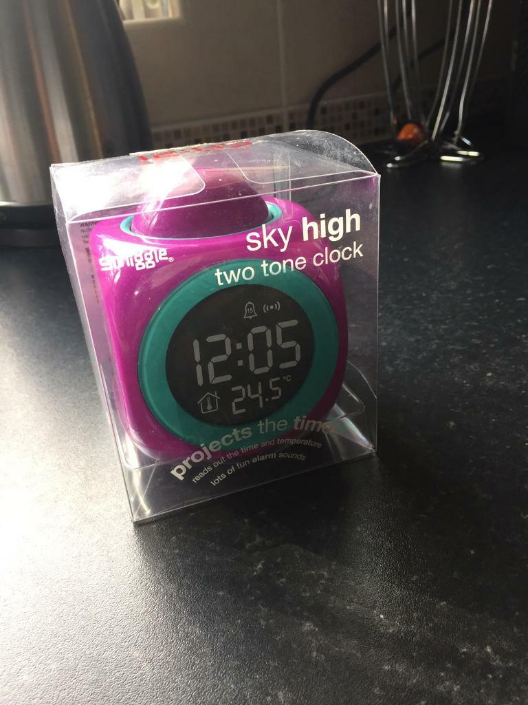 Smiggle talking and projecting alarm clock. in Stanley, County Durham