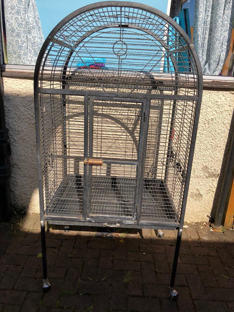 Large Bird Cage on Wheels in Glasgow Gumtree