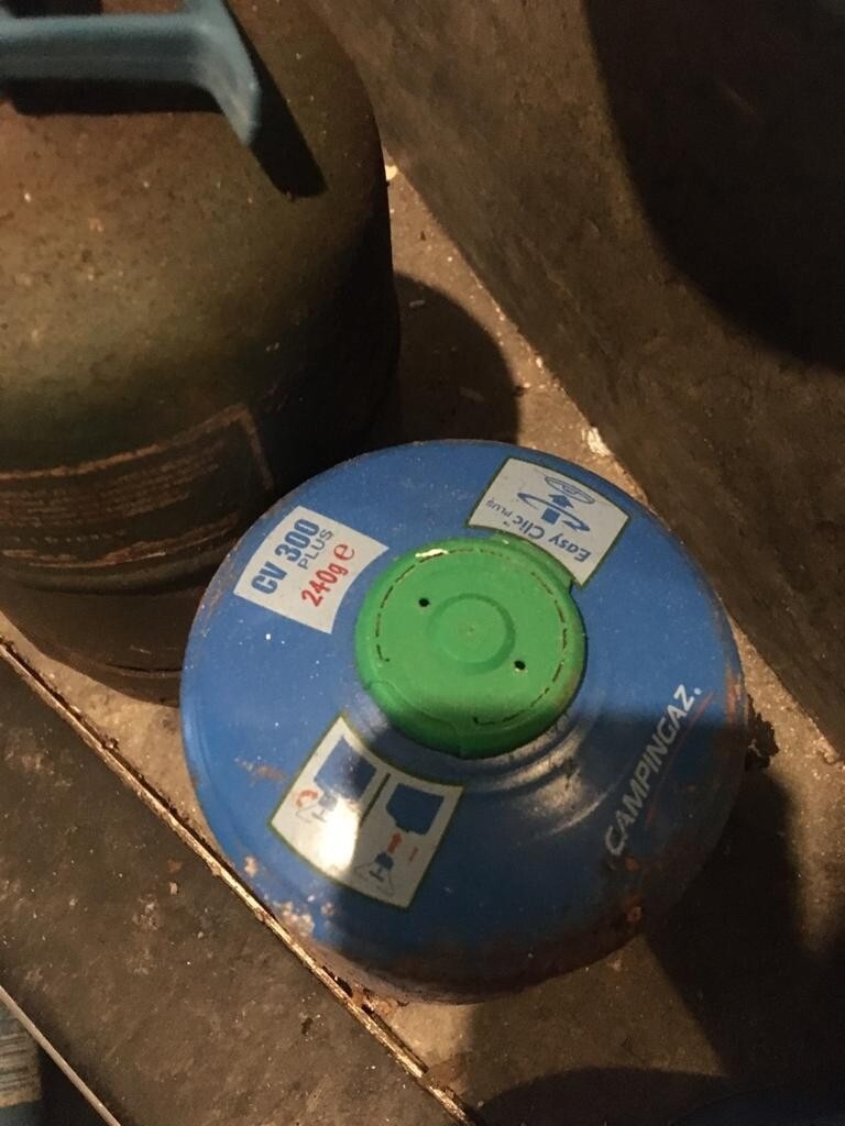 Blue campingaz butane/propane 240g (full) in Lambeth, London Gumtree