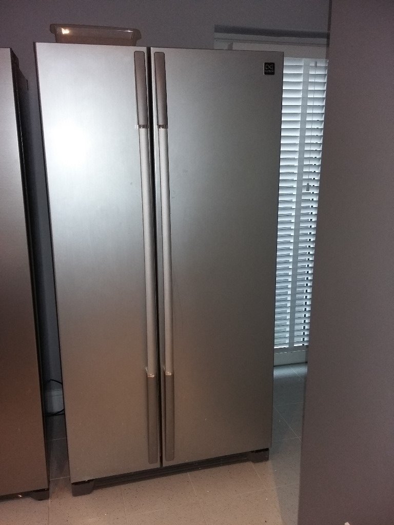 Daewoo American Fridge Freezer, Silver FRSU201A1 in Chelmsford