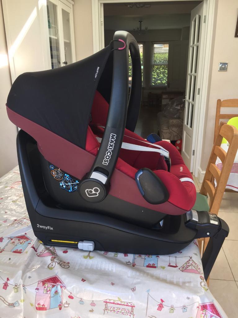 Maxi cosi pebble car seat plus isofix base | in Wimbledon, London | Gumtree
