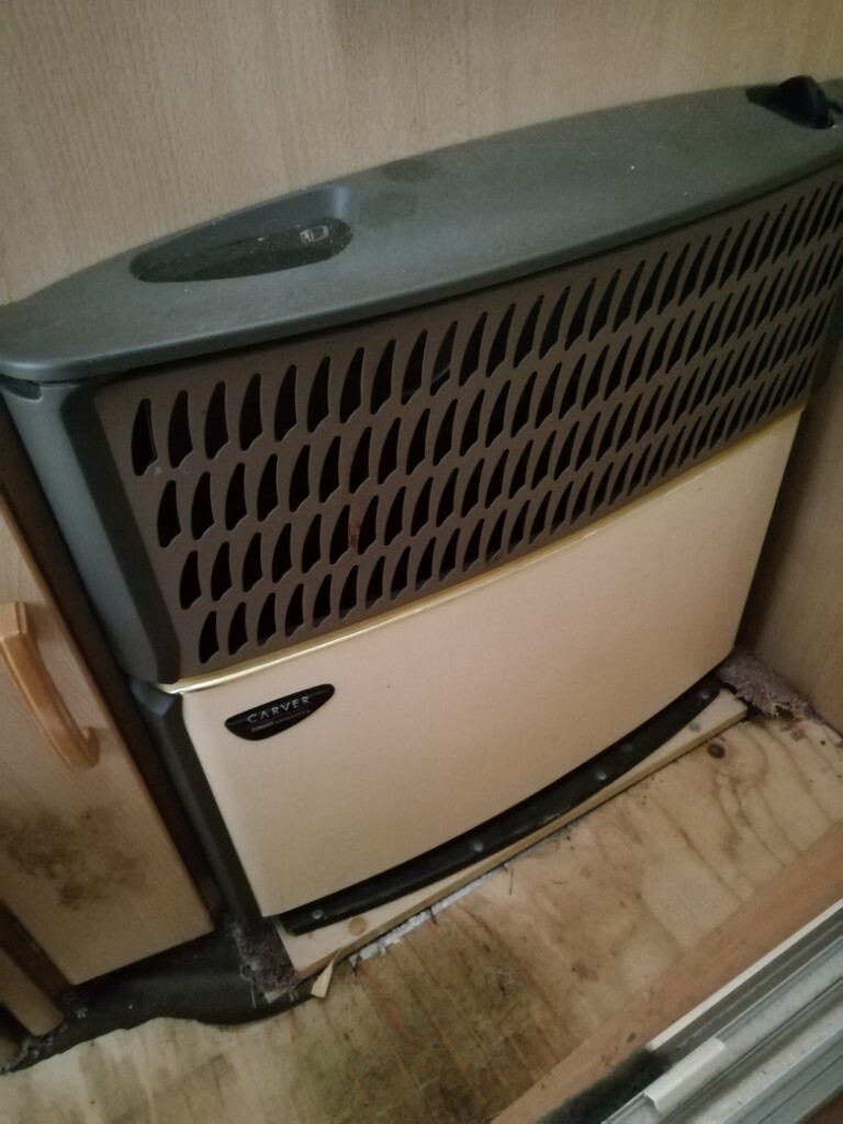 Carver 2000 fanmaster Caravan heater in Lichfield, Staffordshire