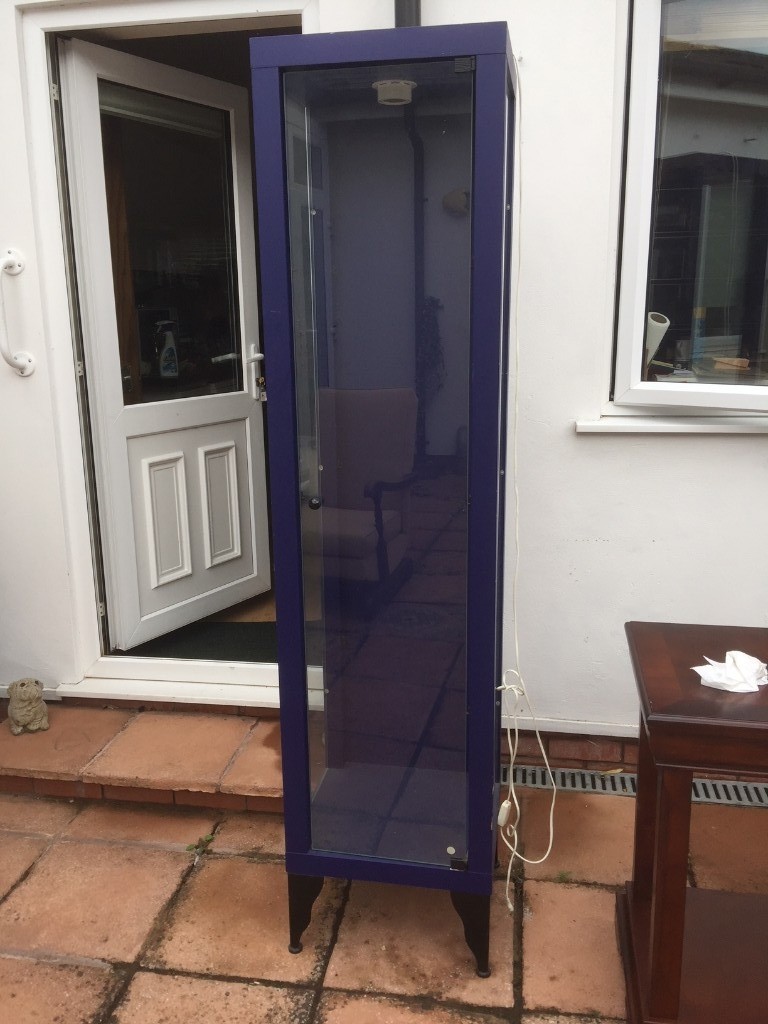 Metal Frame Glass Display Cabinet With 3 Shelves And Lighting In