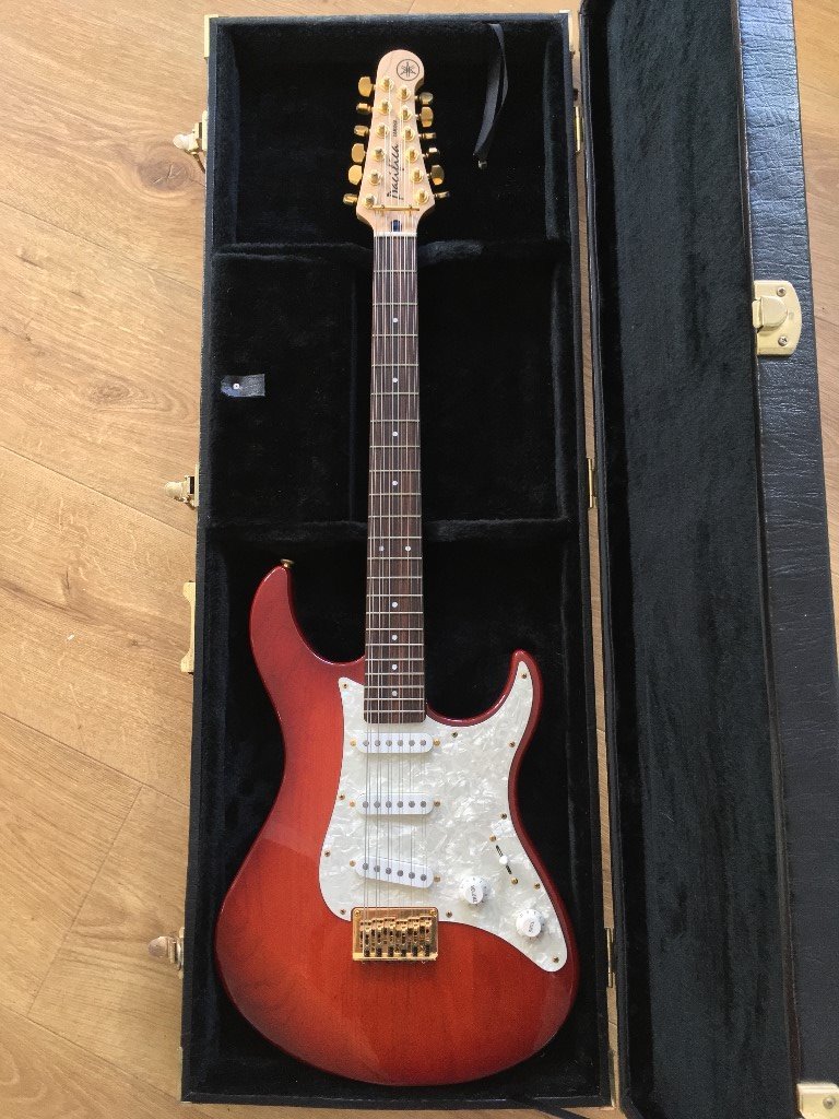 Yamaha Pacifica 12 String Electric Guitar (PAC303-12)With  