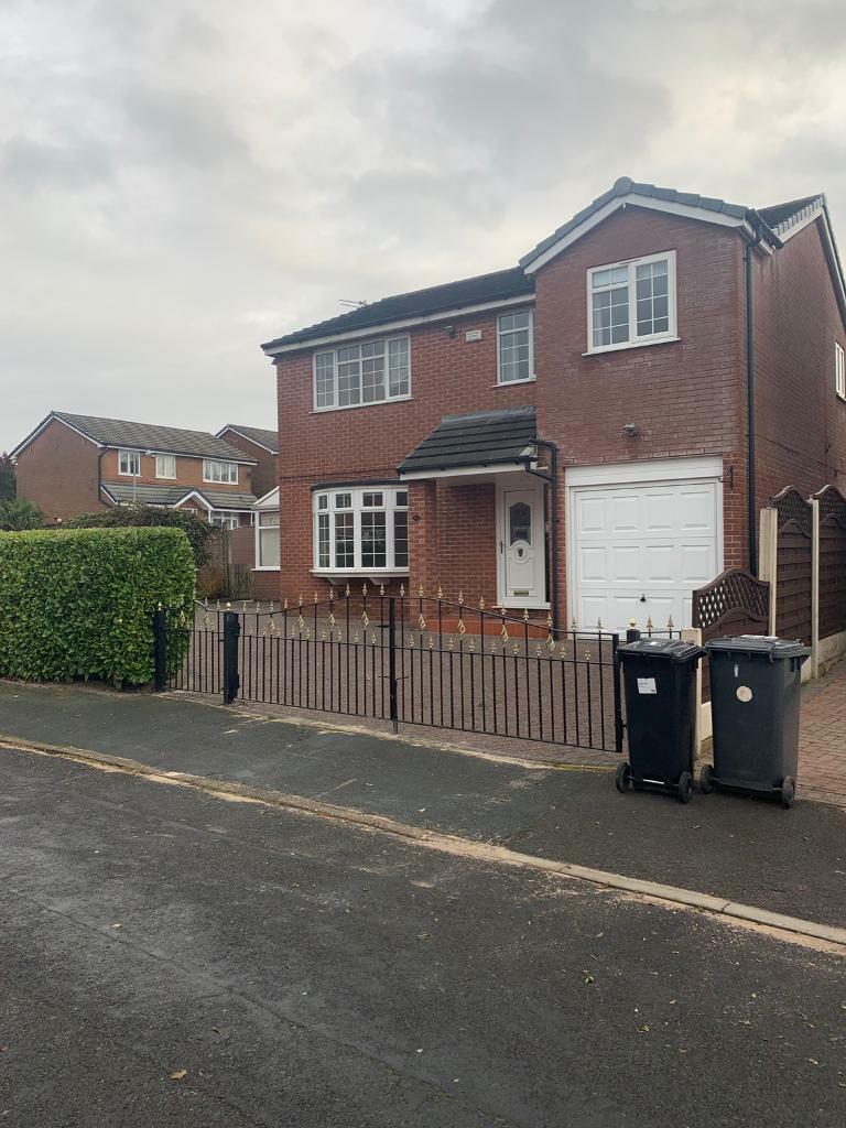 4 bedroom house in Bolton, detached, in Bolton, Manchester Gumtree