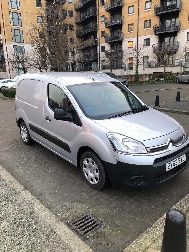 Citroen Berlingo van 3350£ No VAT.