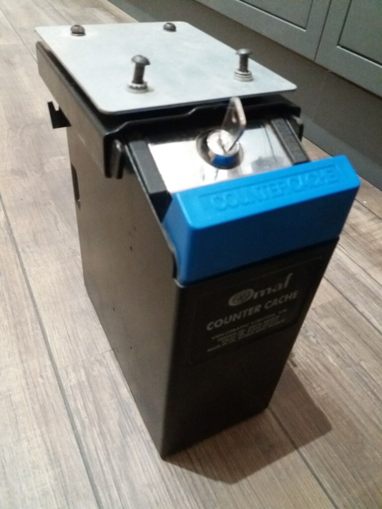 Volumatic Countercache Classic under counter cash storage in