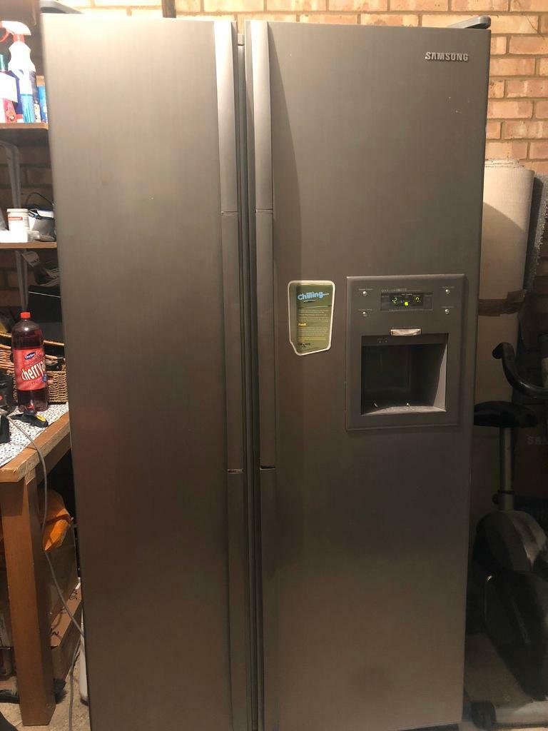 American fridge freezer in Luton, Bedfordshire Gumtree