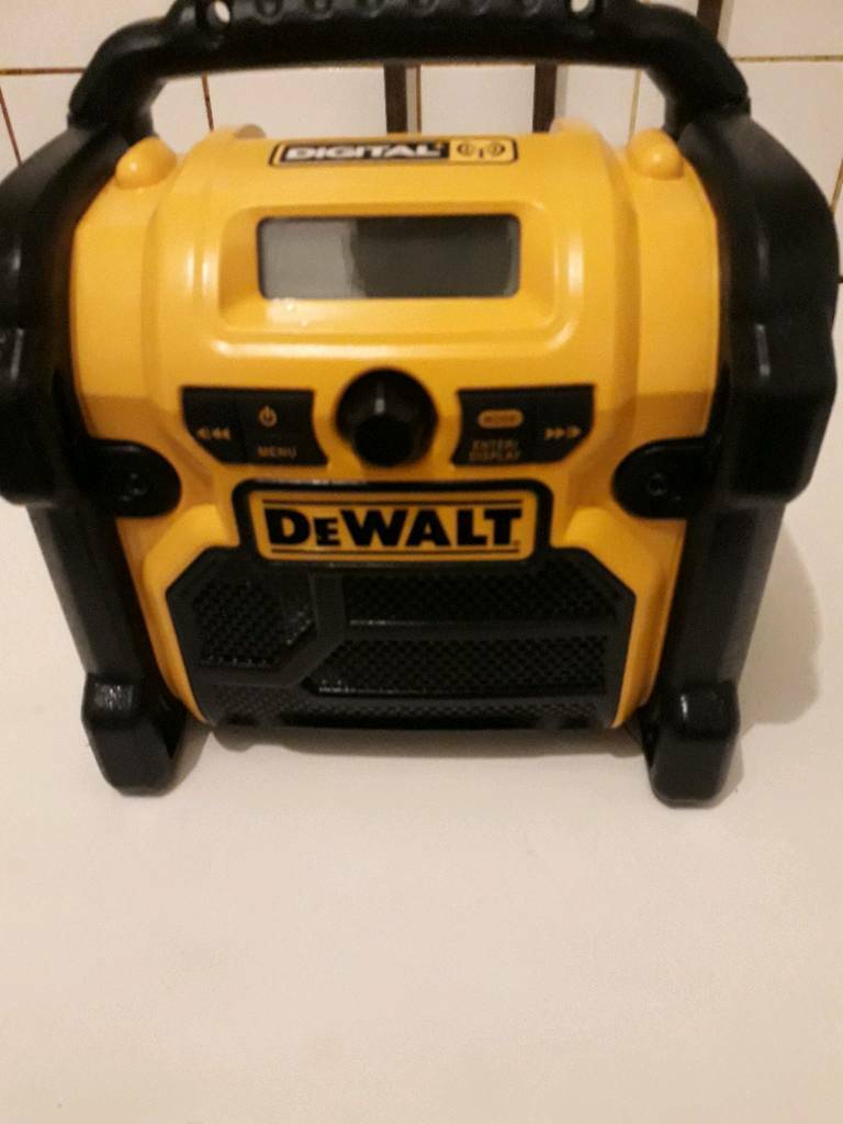 Dewalt radio .. in Willesden, London Gumtree