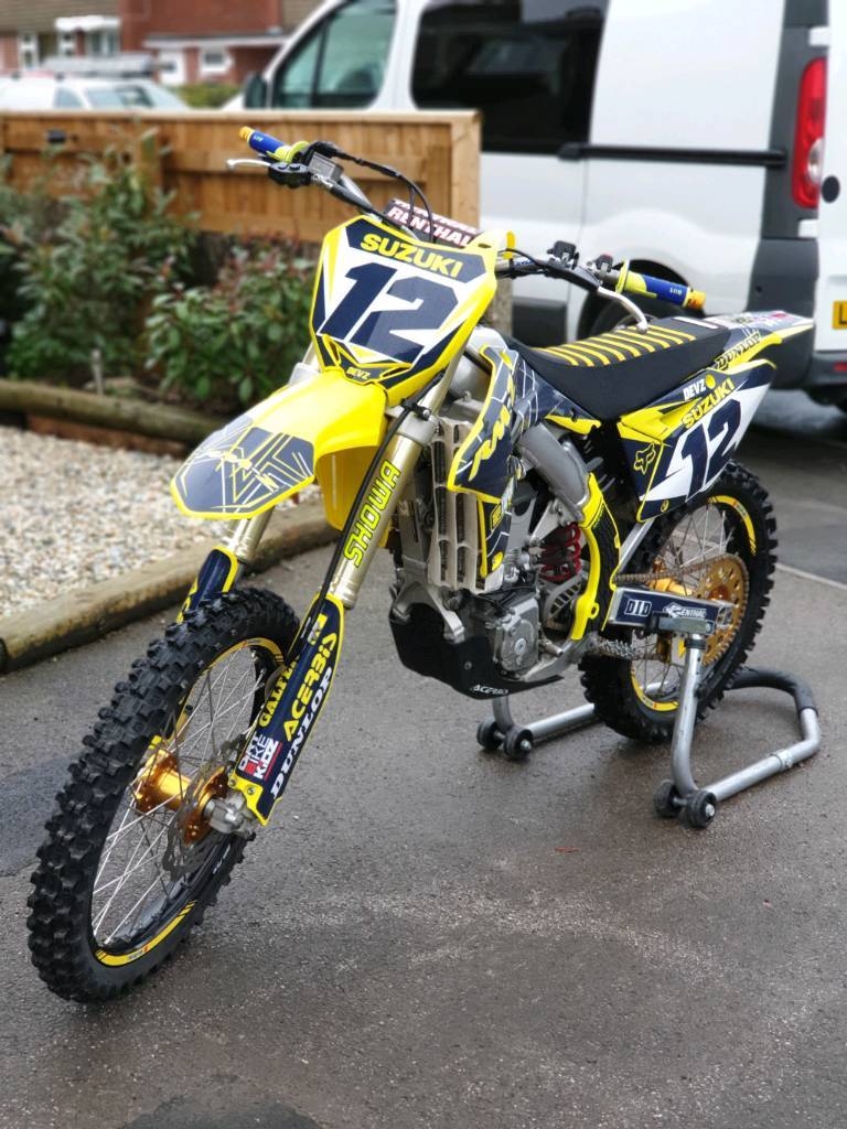 SUZUKI RMZ 450 (2016 MINT)