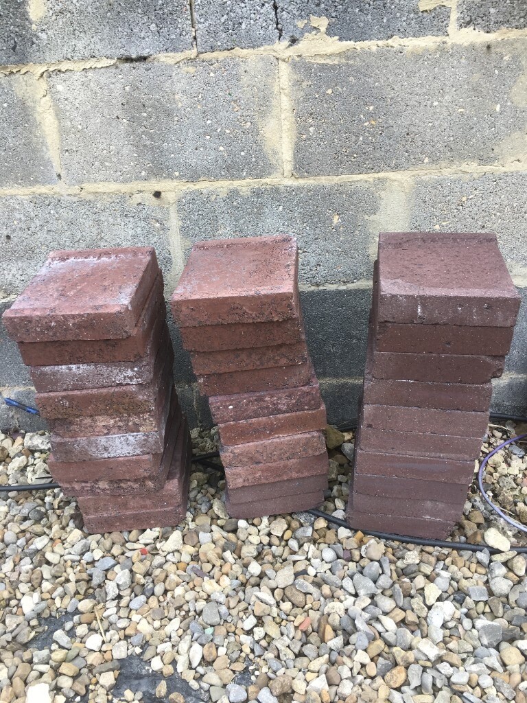 Fire Bricks BBQ Pizza Oven Fire PitStorage Heater in Leeds