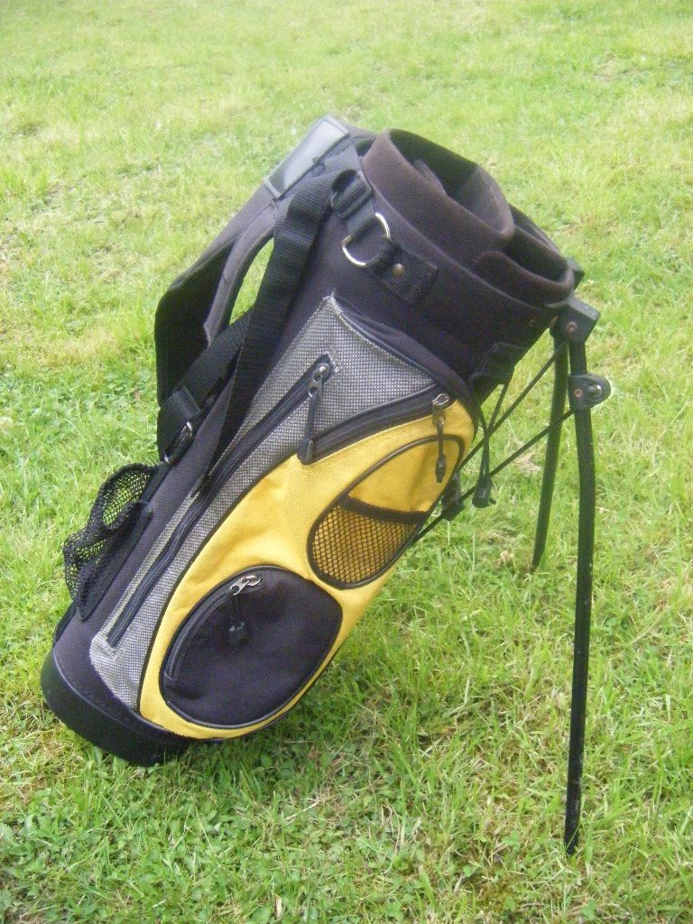 Children Golf Bag in Bushey Heath, Hertfordshire Gumtree