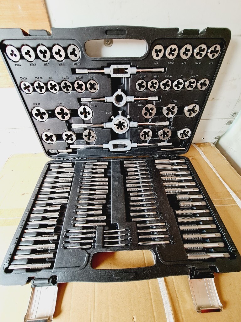 💥110pcs METRIC TAP & DIE SET💥 in Bracknell, Berkshire Gumtree
