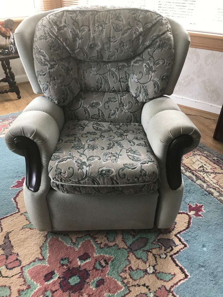 2 Recliner Chairs in Willowbrae, Edinburgh Gumtree