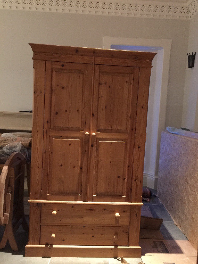 Large Pine Wardrobe H 215 W 125 5 D 61cm Pine Hanging Rail And