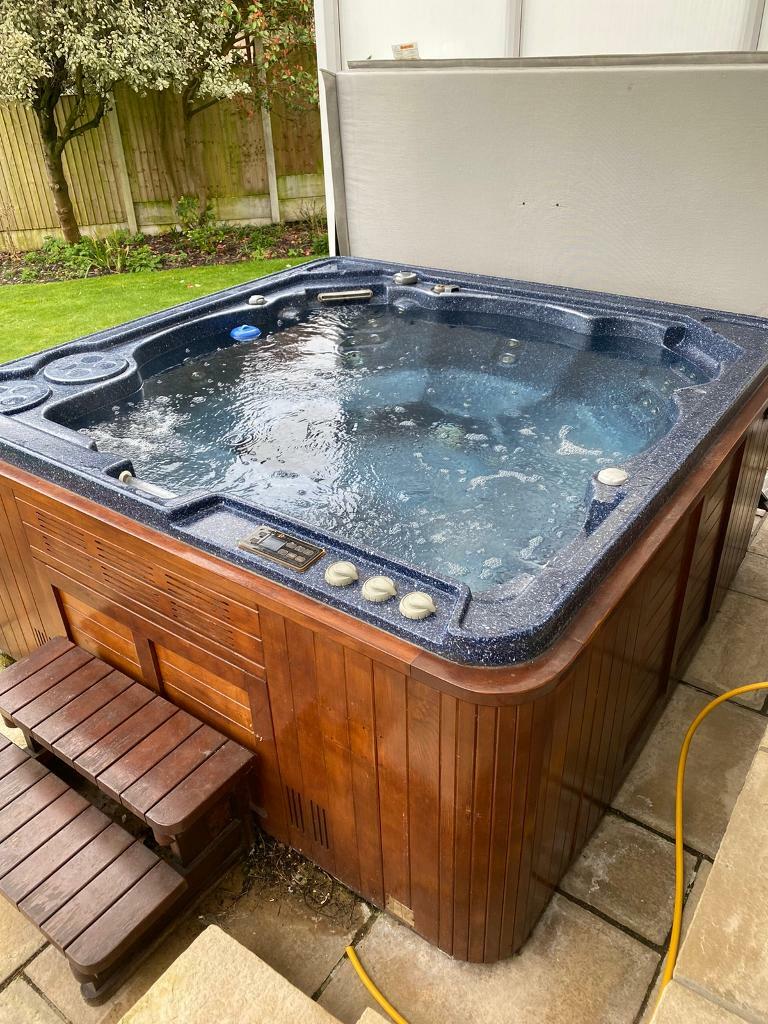 HYDROPOOL SPA/HOT TUB FOR SALE in Wareham, Dorset Gumtree