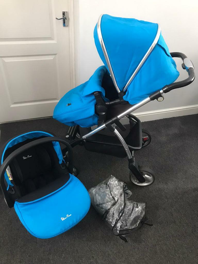 Silver Cross wayfarer/pioneer pushchair, footmuff & car seat in Arnold, Nottinghamshire Gumtree