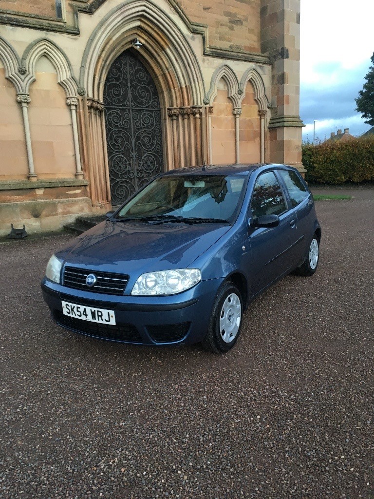 VERY CHEAP CAR, EXCELLENT CONDITION , FULL YEARS MOT in Roslin
