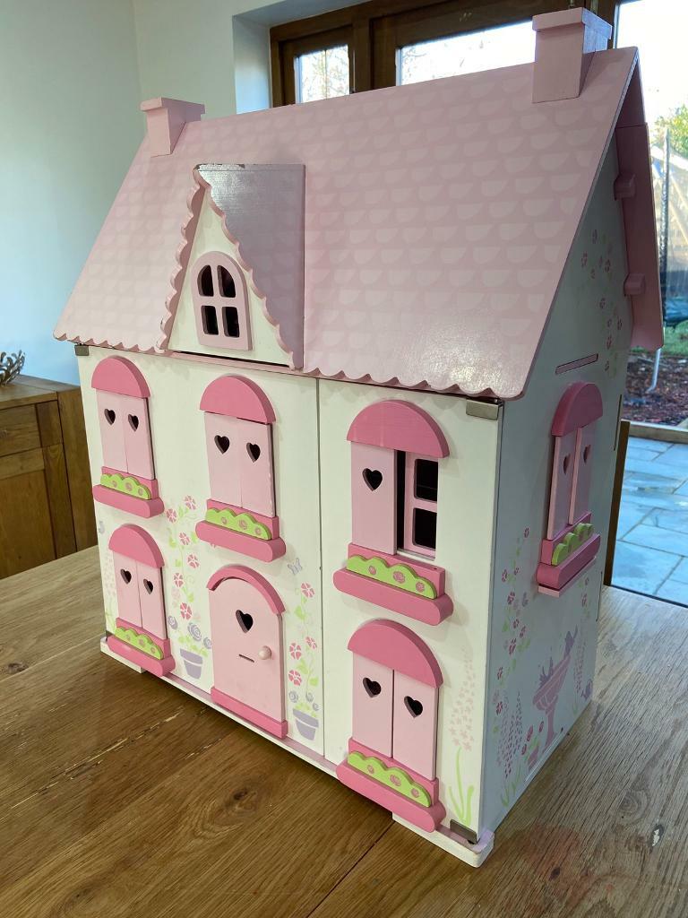 Classic Wooden Dolls House Pink in Birstall, Leicestershire Gumtree