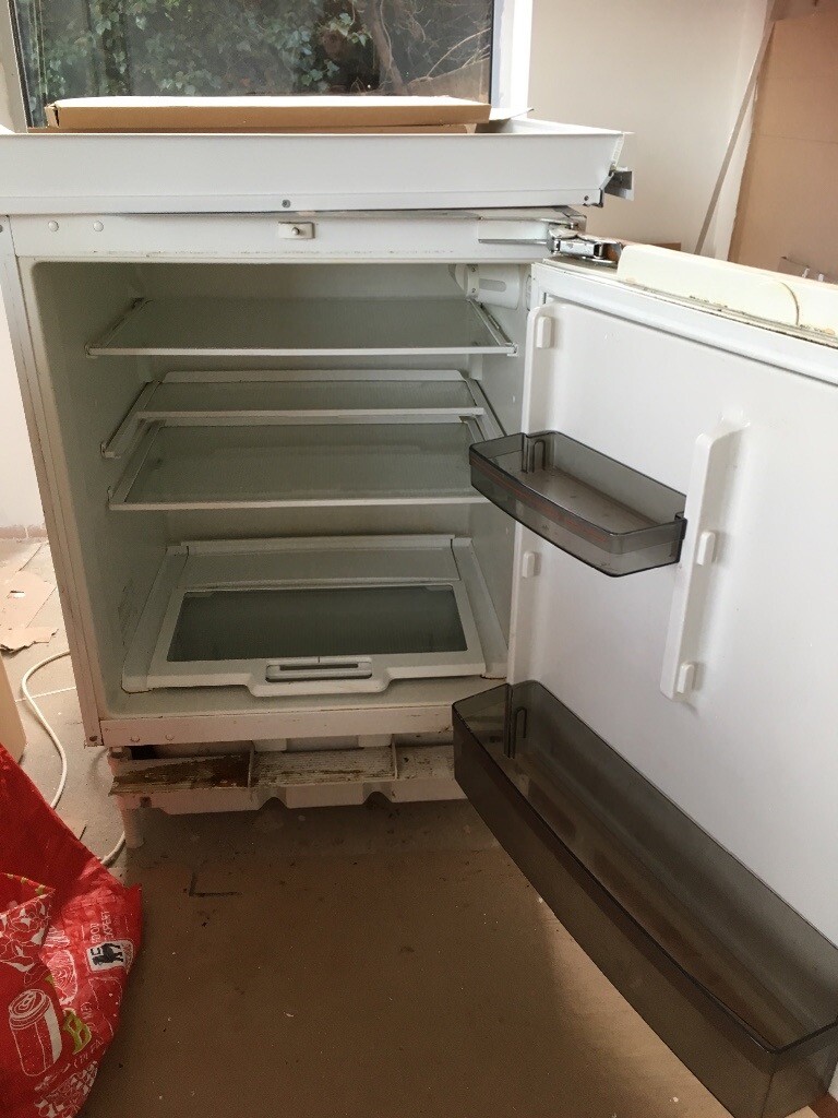 FREE integrated small fridge in Guildford, Surrey Gumtree